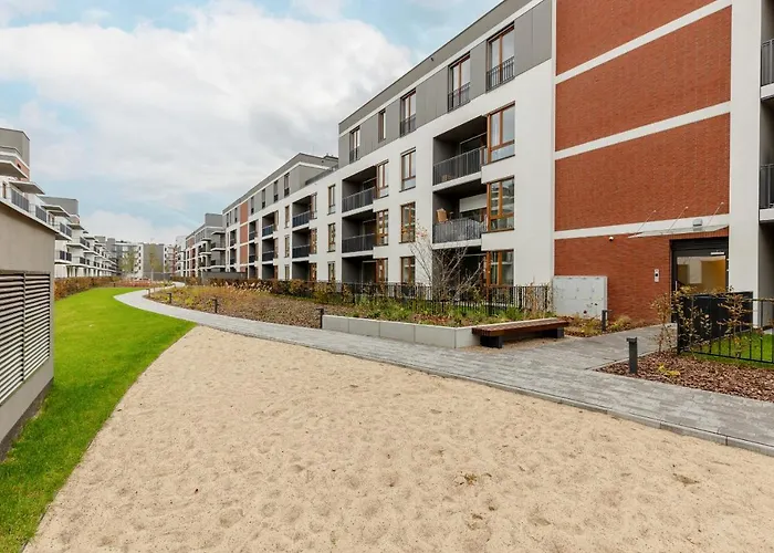 شقة Sarmacka With Gym, Sauna And Parking By Renters وارسو