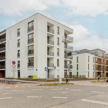 Sarmacka With Gym, Sauna And Parking By Renters * Warsaw
