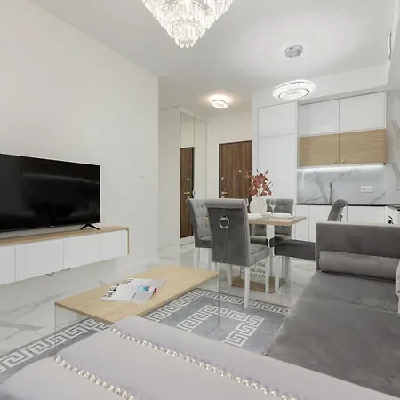 Sarmacka With Gym, Sauna And Parking By Renters Warschau