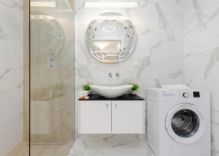 Sarmacka With Gym, Sauna And Parking By Renters Warschau