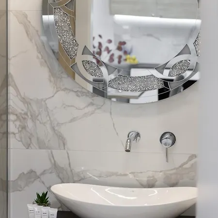 Sarmacka With Gym, Sauna And Parking By Renters Διαμέρισμα *